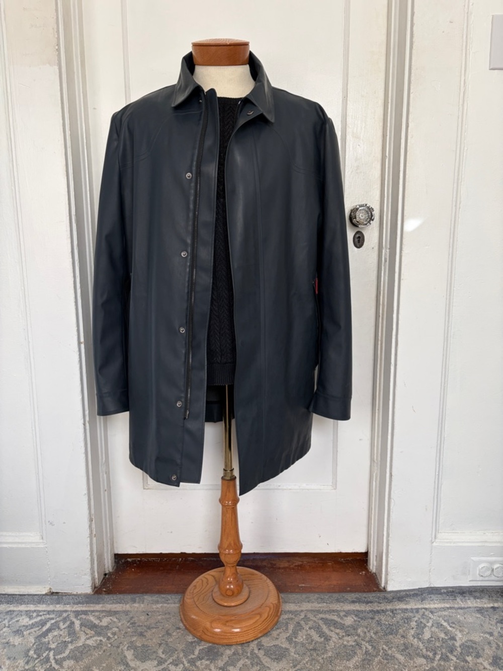 Hunter Men's Dark Blue Trench Coat - Smooth Finish in mint condition